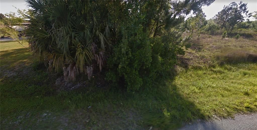 Недавно продано: $4,000 (0.18 acres)