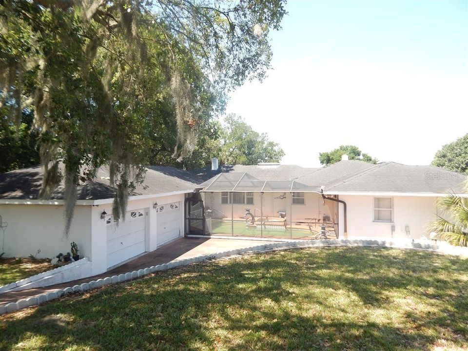 Recently Sold: $299,900 (3 beds, 3 baths, 2849 Square Feet)