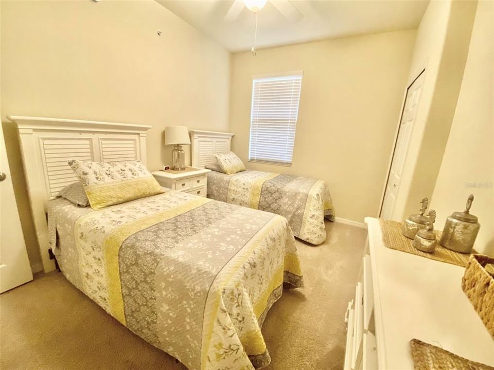 Active With Contract: $3,000 (3 beds, 2 baths, 1885 Square Feet)