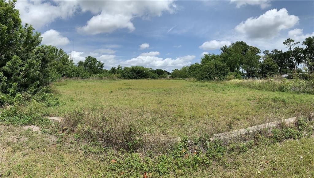 最近售出: $349,000 (0.95 acres)