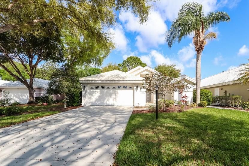 Recently Sold: $209,000 (3 beds, 3 baths, 1880 Square Feet)