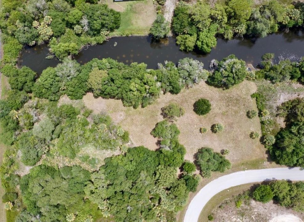 Vendido Recientemente: $44,995 (0.65 acres)