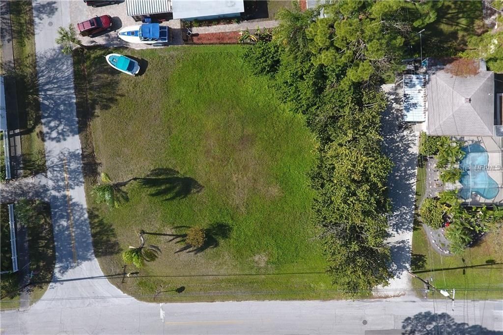 Vendido Recientemente: $175,000 (0.27 acres)