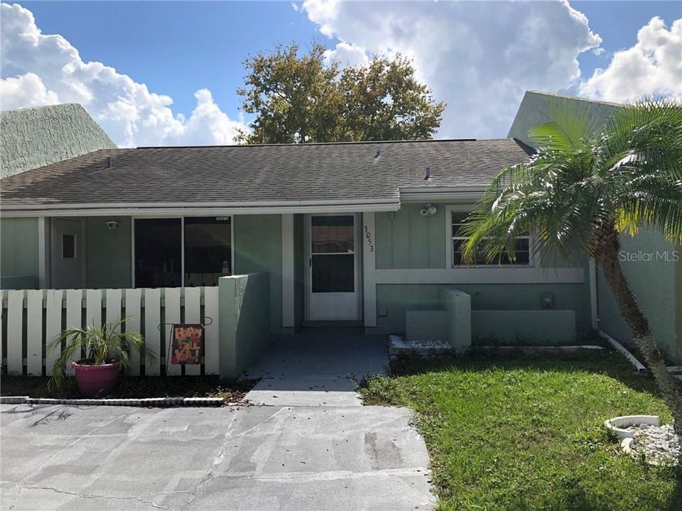 Recently Sold: $162,000 (2 beds, 2 baths, 1068 Square Feet)