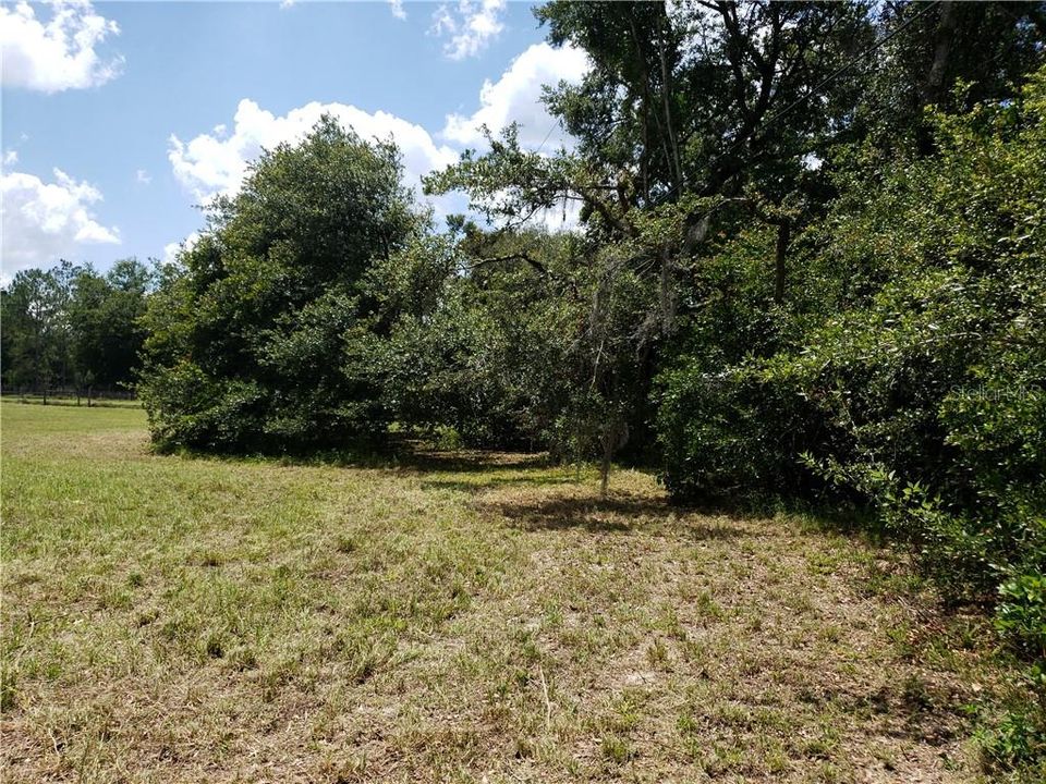 最近售出: $70,000 (1.00 acres)