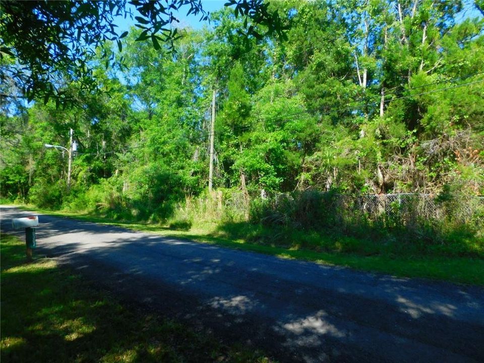 Vendido Recientemente: $25,000 (0.18 acres)