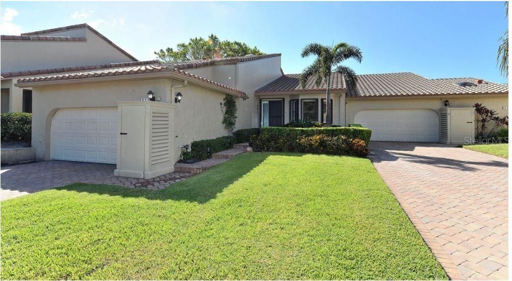 Recently Sold: $549,000 (3 beds, 2 baths, 2696 Square Feet)