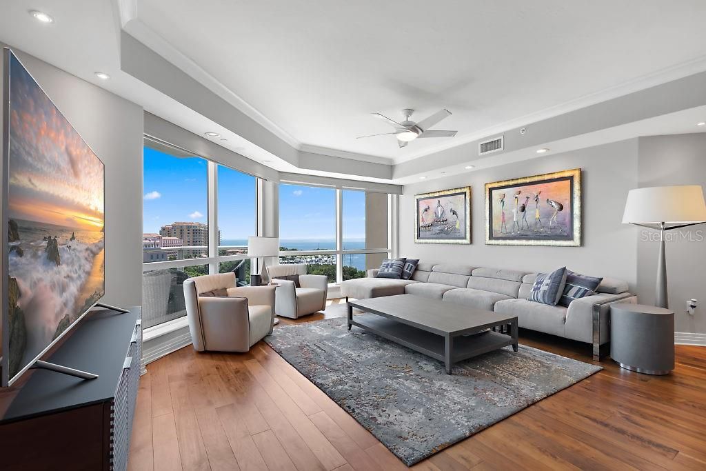 One of the best views in downtown St Pete of the historic Vinoy hotel, yacht basin and Tampa Bay!