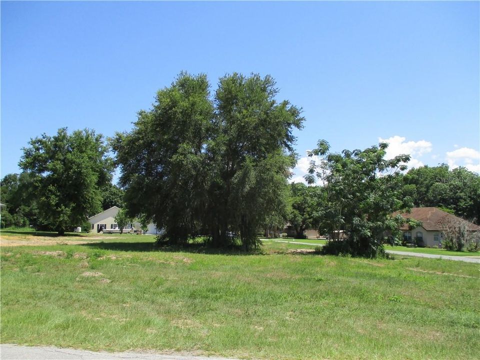 Недавно продано: $49,900 (0.50 acres)