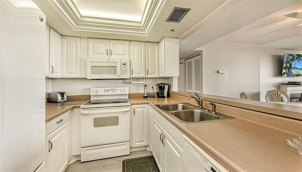 В аренду: $9,500 (2 спален, 2 ванн, 1489 Квадратных фут)