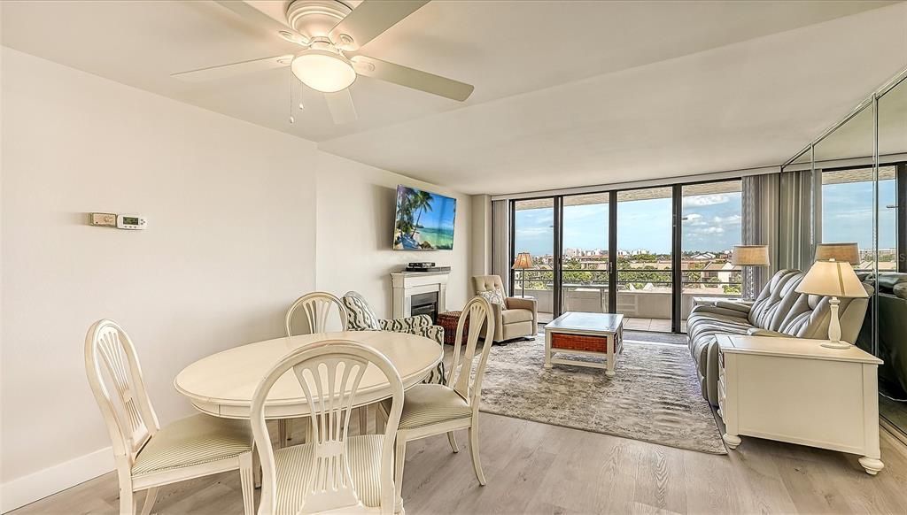 В аренду: $9,500 (2 спален, 2 ванн, 1489 Квадратных фут)