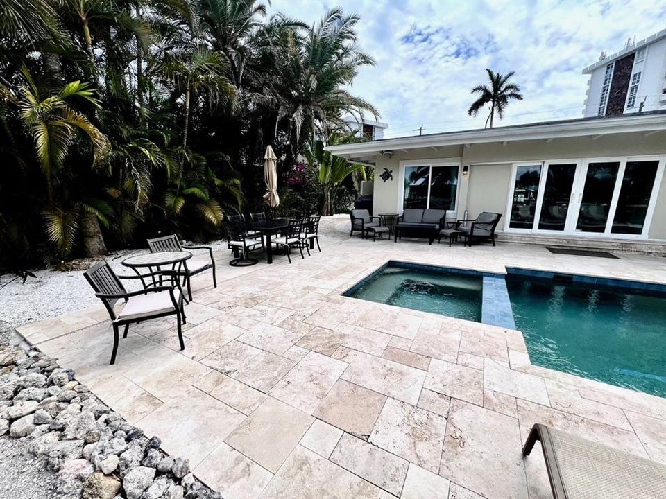 For Rent: $29,430 (4 beds, 4 baths, 2572 Square Feet)