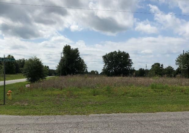Vendido Recientemente: $3,950 (0.35 acres)
