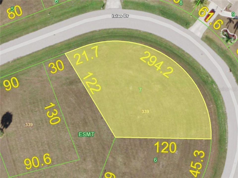 Vendido Recientemente: $11,800 (0.35 acres)
