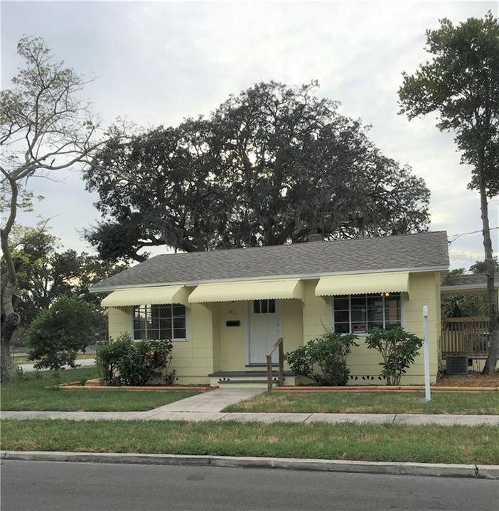 Vendido Recientemente: $87,000 (2 camas, 1 baños, 734 Pies cuadrados)