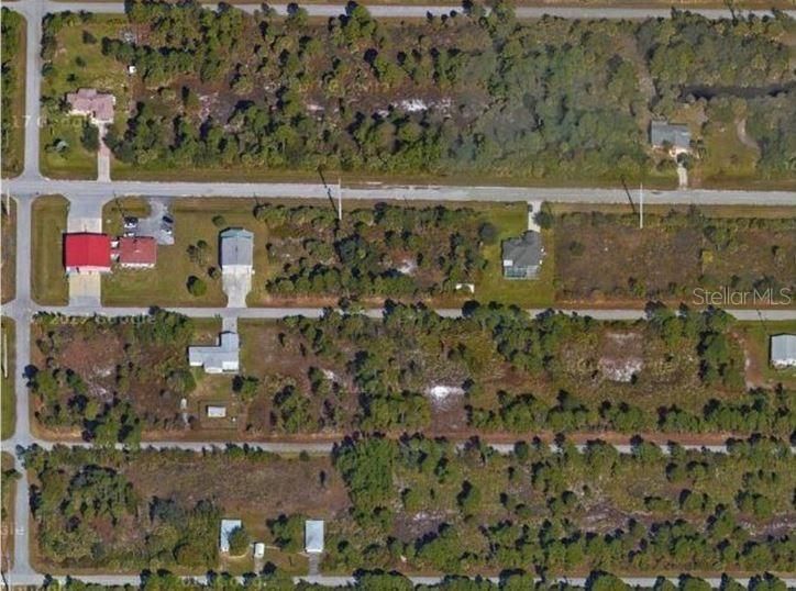 Недавно продано: $3,000 (0.18 acres)