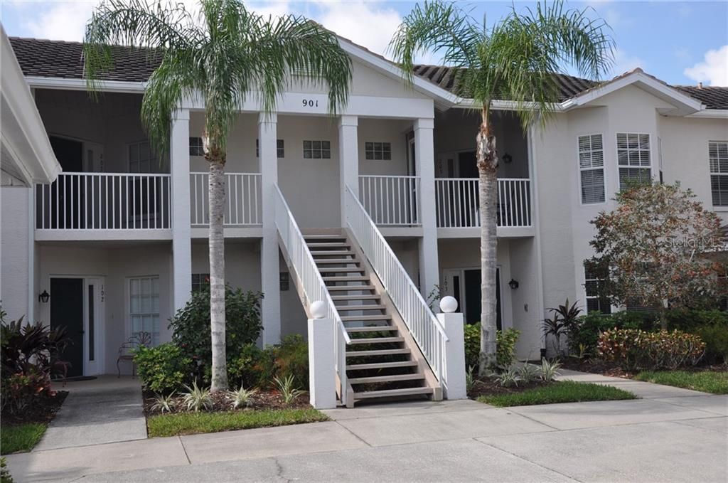 Recently Sold: $180,000 (2 beds, 2 baths, 1280 Square Feet)