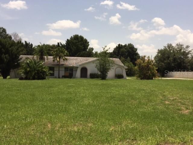 Recently Sold: $165,000 (3 beds, 3 baths, 2216 Square Feet)