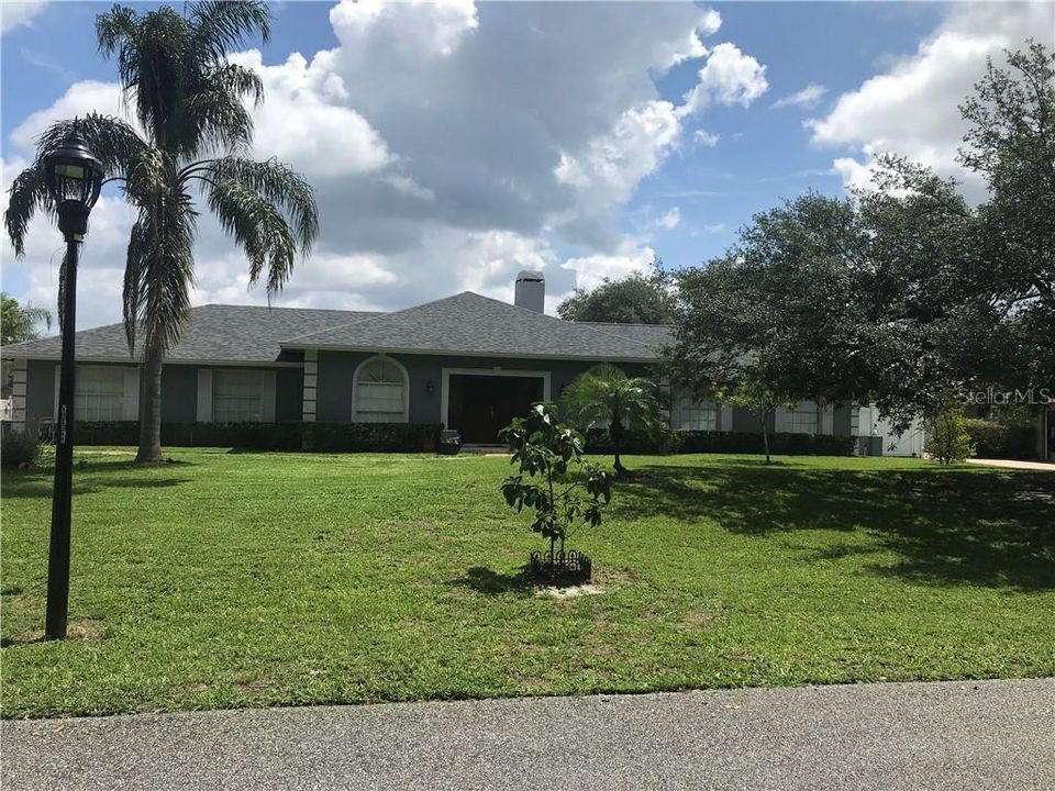 Vendido Recientemente: $429,900 (4 camas, 3 baños, 2645 Pies cuadrados)