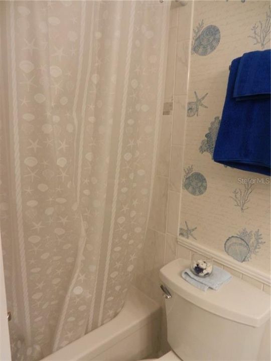 For Rent: $3,300 (3 beds, 2 baths, 1267 Square Feet)