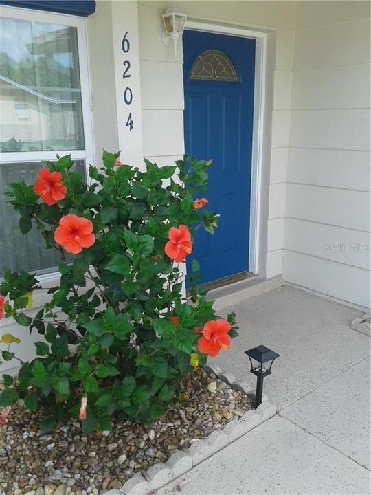 For Rent: $3,300 (3 beds, 2 baths, 1267 Square Feet)