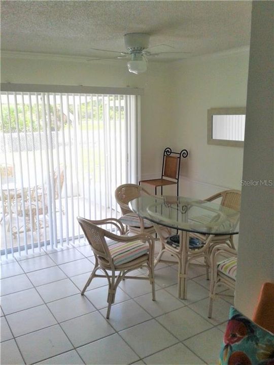 For Rent: $3,300 (3 beds, 2 baths, 1267 Square Feet)