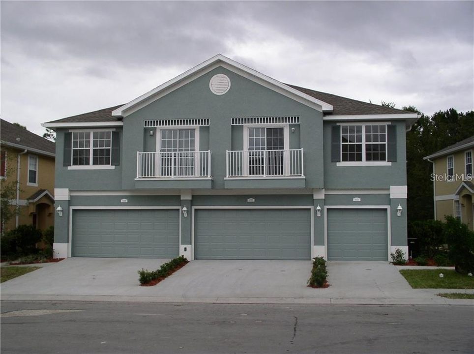 Recently Rented: $1,200 (2 beds, 2 baths, 1176 Square Feet)
