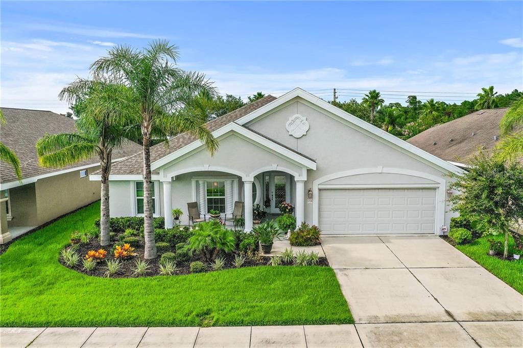 Recently Sold: $329,900 (4 beds, 2 baths, 2274 Square Feet)