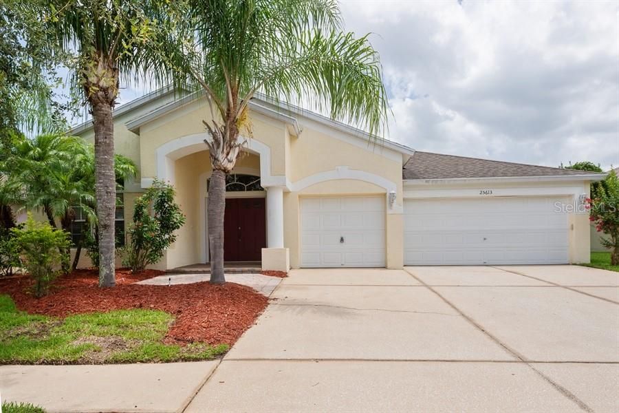 Recently Sold: $319,000 (4 beds, 2 baths, 2534 Square Feet)
