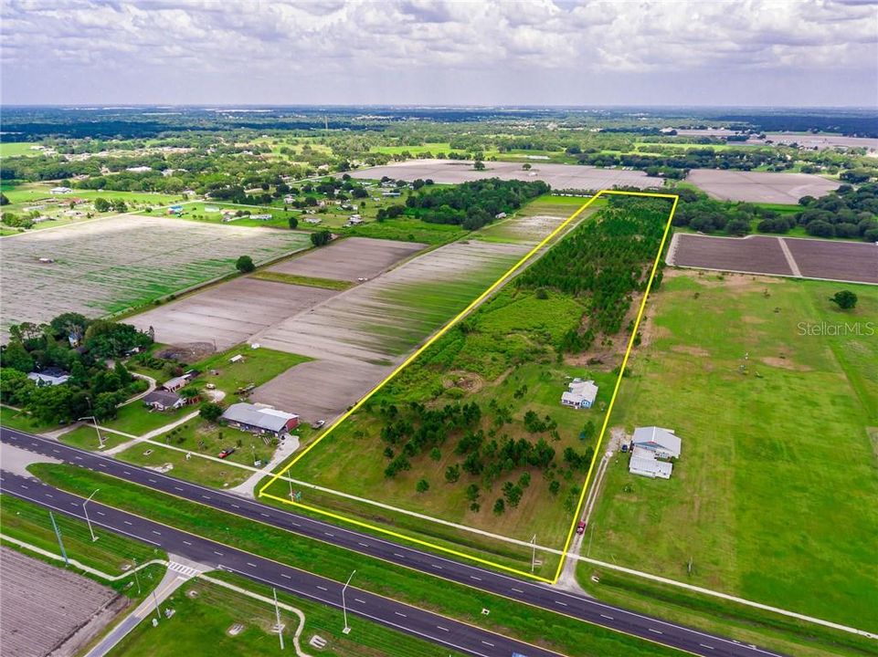 Recently Sold: $950,000 (3 beds, 1 baths, 1432 Square Feet)