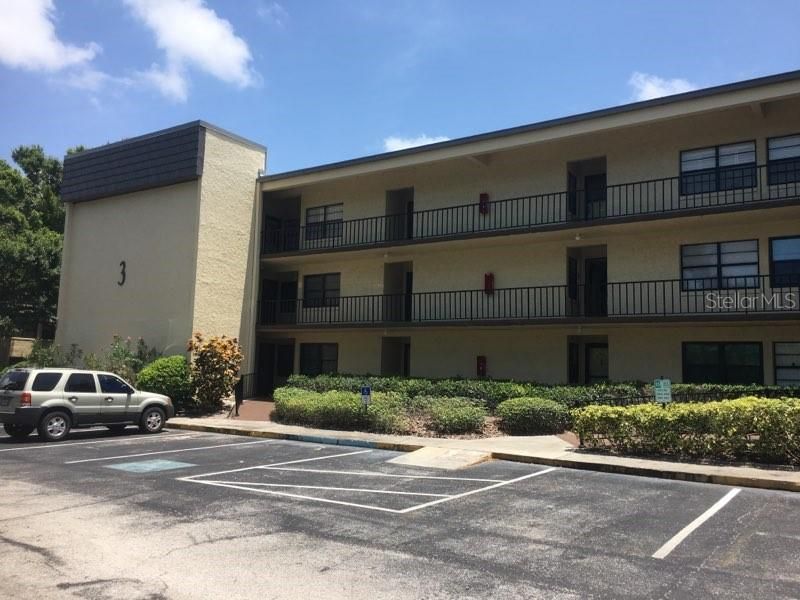 Active 55+ Complex just minutes from the Beautiful Gulf of Mexico