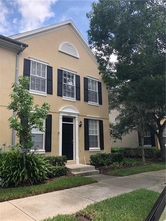 Recently Rented: $1,870 (3 beds, 2 baths, 1452 Square Feet)