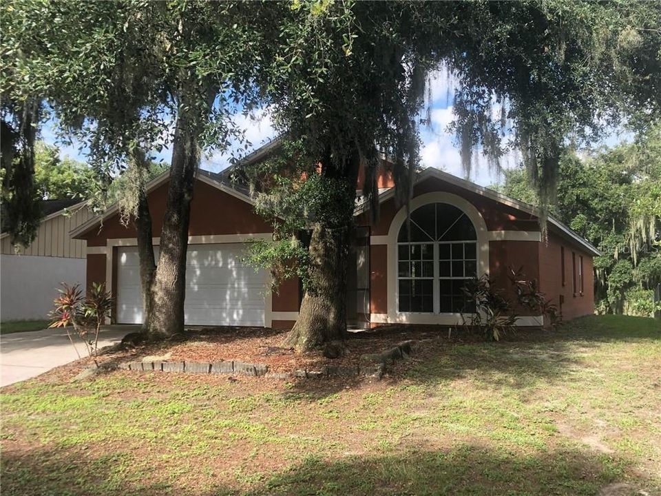Recently Sold: $175,000 (3 beds, 2 baths, 1438 Square Feet)