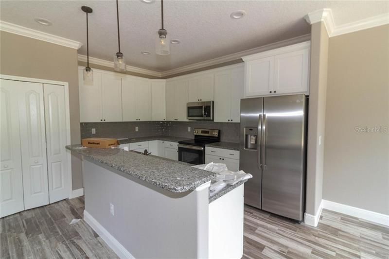 Recently Sold: $304,000 (3 beds, 2 baths, 2400 Square Feet)