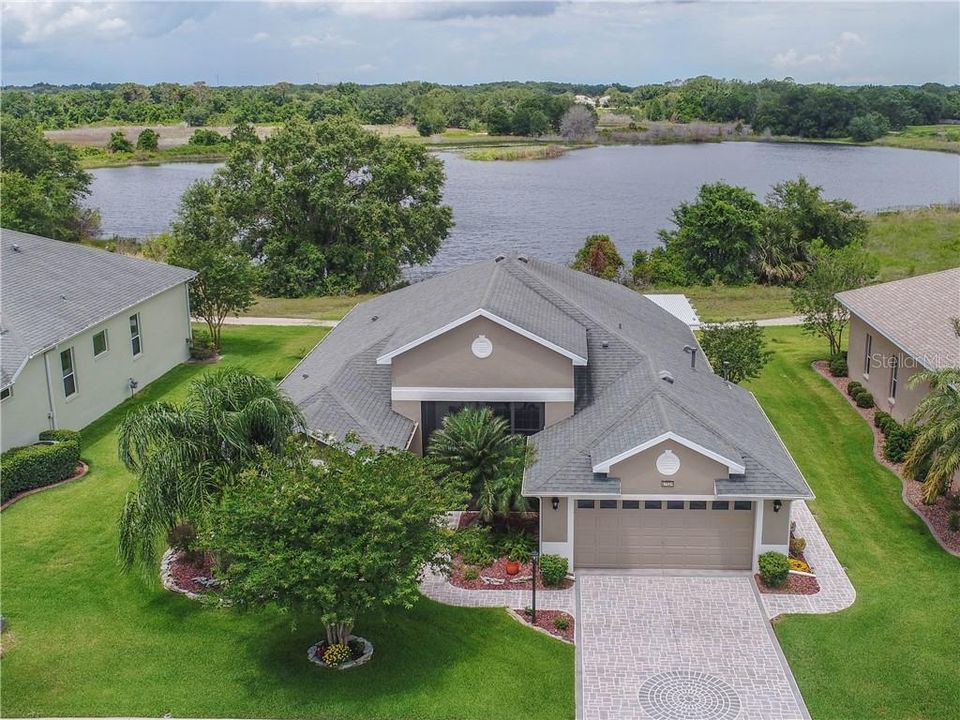 Recently Sold: $307,500 (3 beds, 2 baths, 2338 Square Feet)