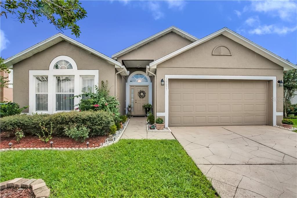 Recently Sold: $269,900 (4 beds, 2 baths, 1874 Square Feet)