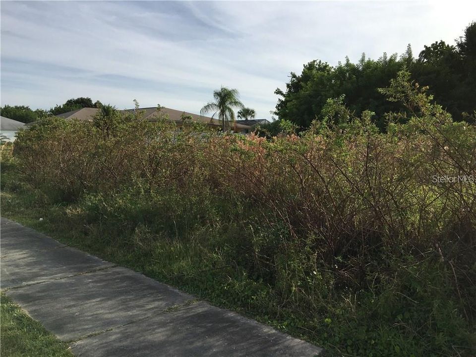 Vendido Recientemente: $7,000 (0.23 acres)