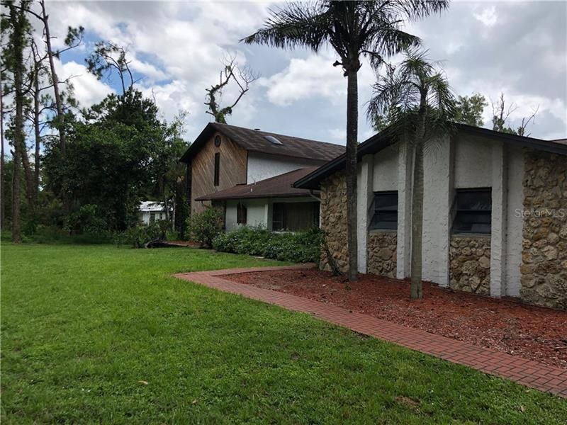 Recently Sold: $320,000 (3 beds, 3 baths, 2910 Square Feet)