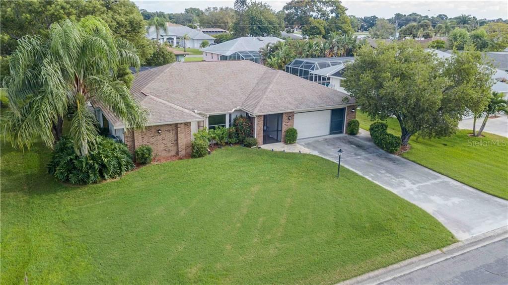 Recently Sold: $279,900 (3 beds, 2 baths, 2002 Square Feet)