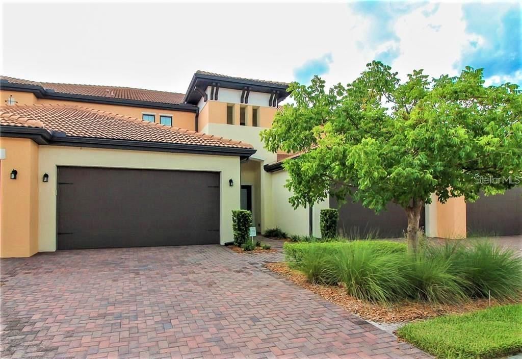 Recently Rented: $2,500 (3 beds, 2 baths, 2214 Square Feet)