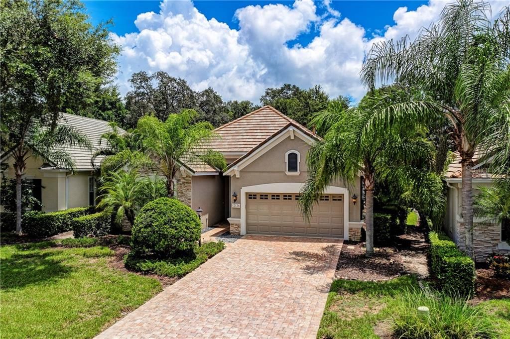 Perfectly situated on one of the best lots in the club.