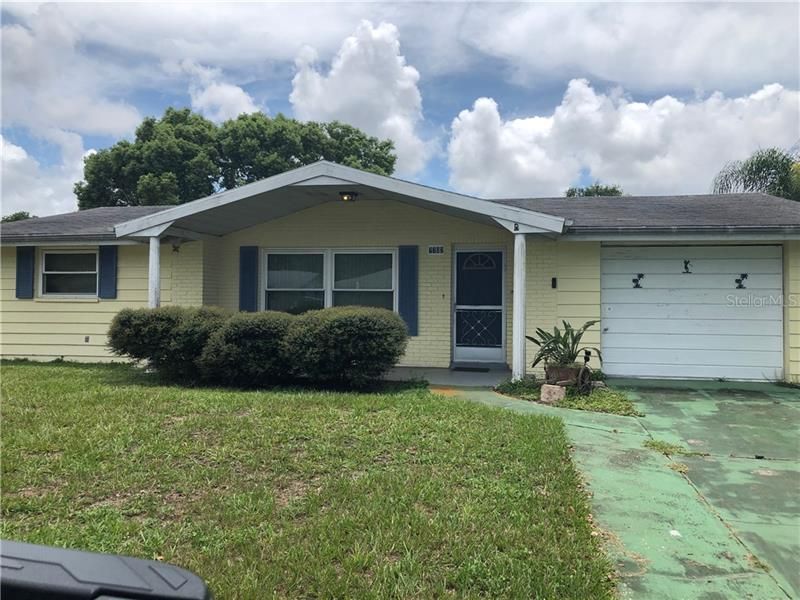 Recently Sold: $90,000 (3 beds, 2 baths, 1496 Square Feet)