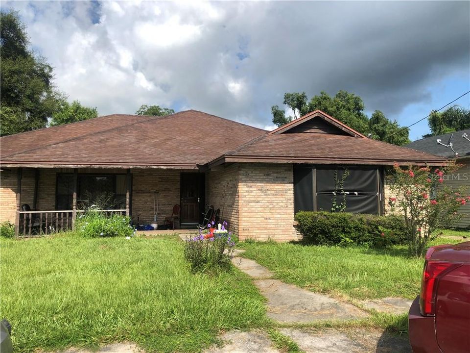 Recently Sold: $99,900 (5 beds, 3 baths, 2646 Square Feet)