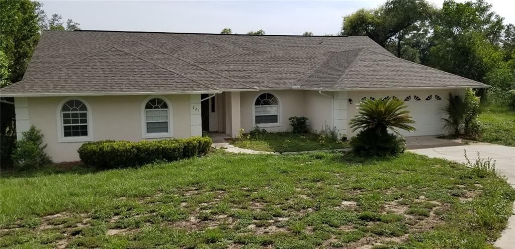 Vendido Recientemente: $225,000 (4 camas, 2 baños, 2570 Pies cuadrados)