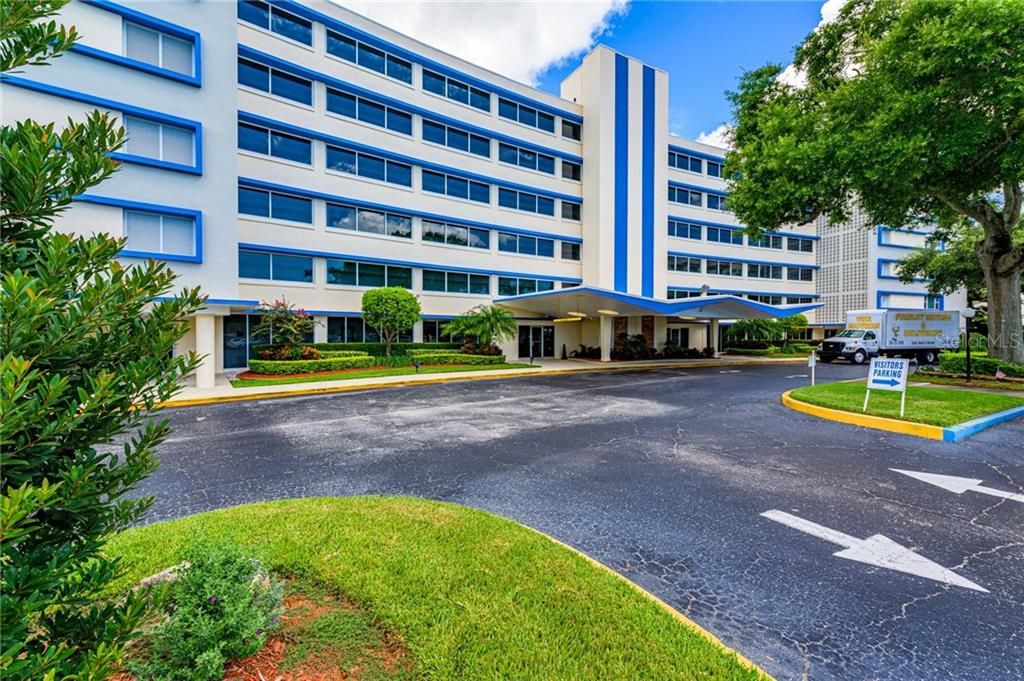 Vendido Recientemente: $159,900 (3 camas, 3 baños, 1341 Pies cuadrados)