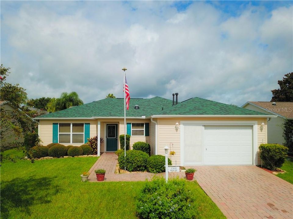Recently Sold: $205,000 (2 beds, 2 baths, 1265 Square Feet)