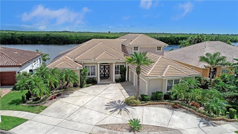 Recently Sold: $1,299,000 (5 beds, 4 baths, 3938 Square Feet)