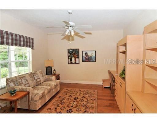 For Rent: $5,250 (3 beds, 2 baths, 1721 Square Feet)
