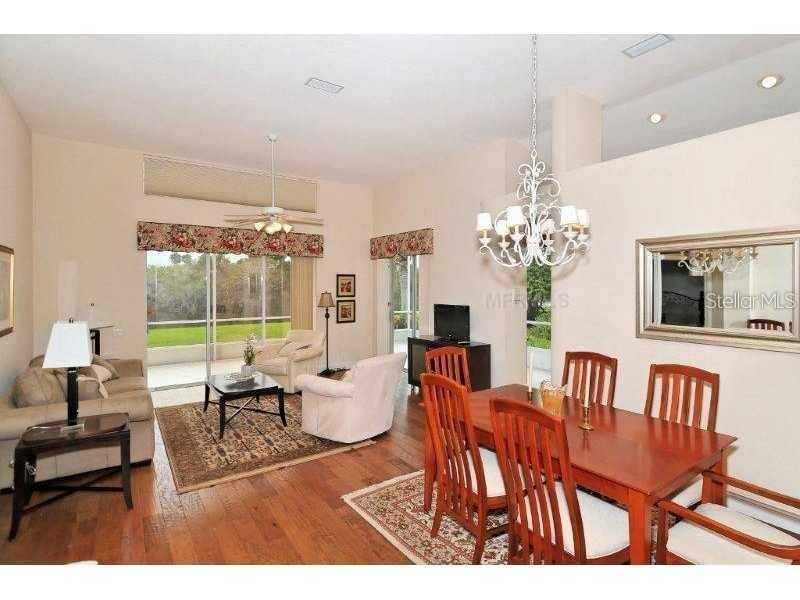 For Rent: $5,250 (3 beds, 2 baths, 1721 Square Feet)
