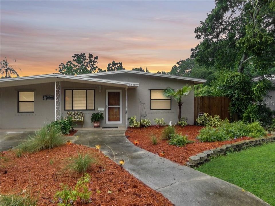 Vendido Recientemente: $209,500 (3 camas, 1 baños, 1060 Pies cuadrados)
